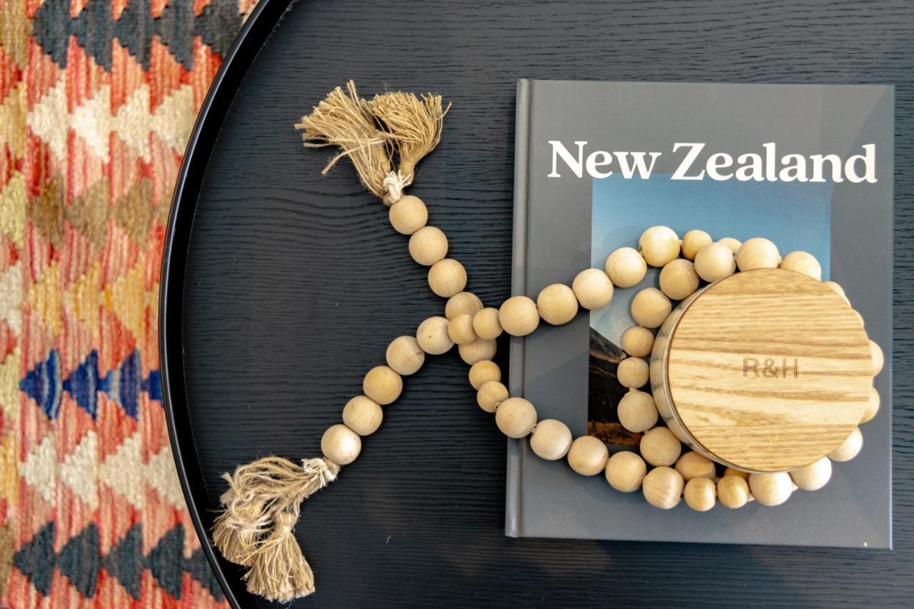Ferienwohnung Stylish Haven Luxury Interiors In Prime Location Queenstown Exterior foto