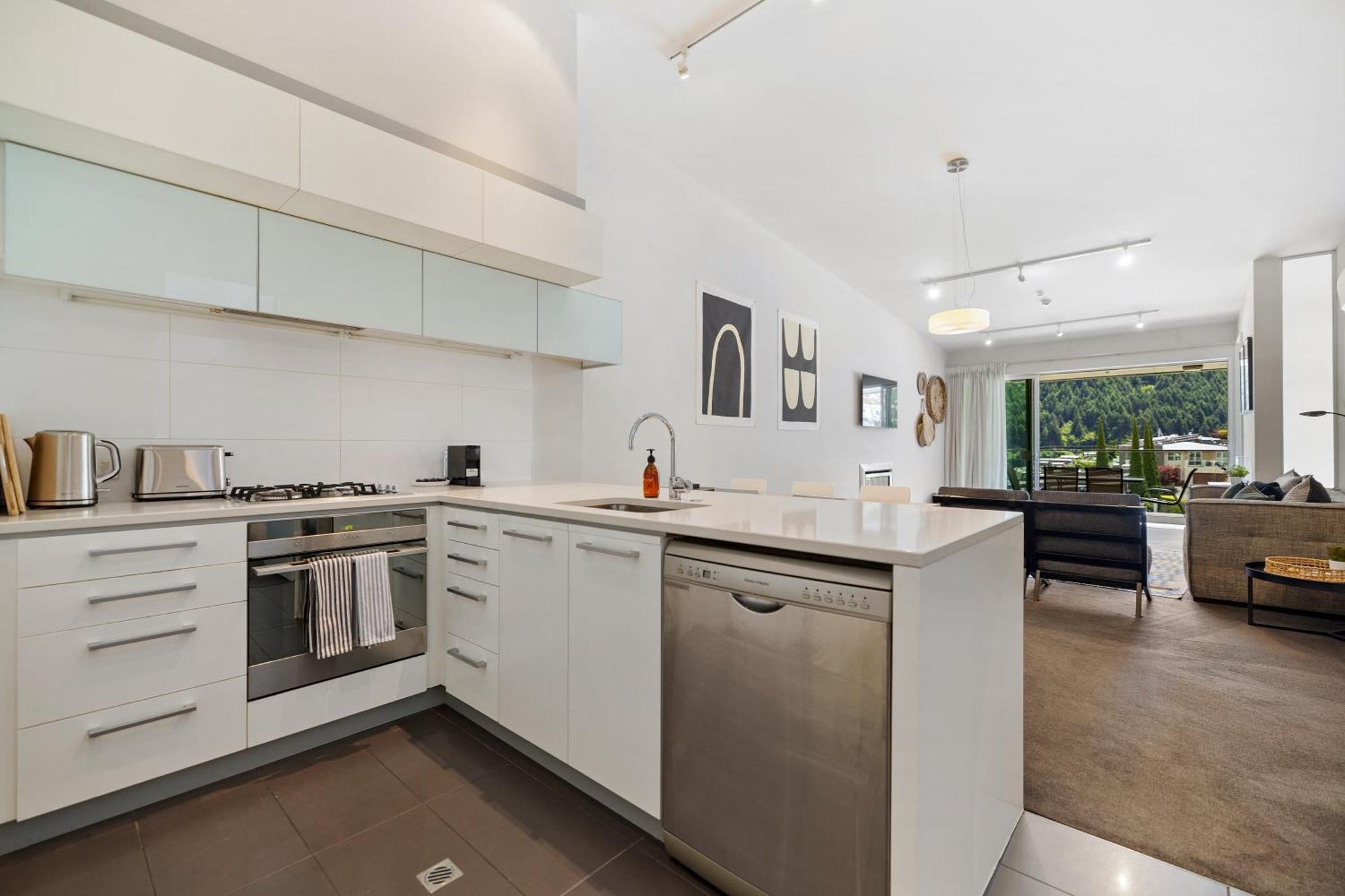 Ferienwohnung Stylish Haven Luxury Interiors In Prime Location Queenstown Exterior foto